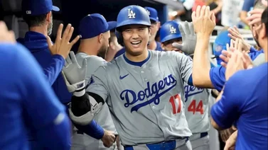 MLB: ¡54! Shohei Ohtani conecta vuelacercas y hace historia (+video)
