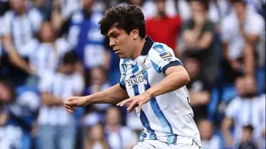 ¡Orgullo Vinotinto! Jon Aramburu brilla con la Real Sociedad y recibe una gran ovación ¡Orgullo Vinotinto! Jon Aramburu brilla con la Real Sociedad y recibe una gran ovación