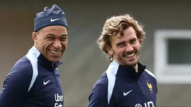 El emotivo mensaje de Kylian Mbappé a Antoine Griezmann tras su retiro de la selección francesa  El emotivo mensaje de Kylian Mbappé a Antoine Griezmann tras su retiro de la selección francesa