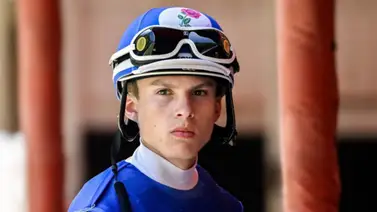 Christopher Elliott Bracho metió un batacazo de 44 a 1 en la taquilla y se acerca a la centena de victorias Christopher Elliott Bracho metió un batacazo de 44 a 1 en la taquilla y se acerca a la centena de victorias