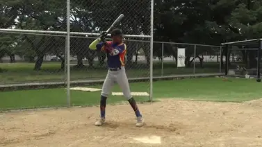 Prospectos venezolanos que no recibieron bono millonario sobresalen en Dominicana Prospectos venezolanos que no recibieron bono millonario sobresalen en Dominicana