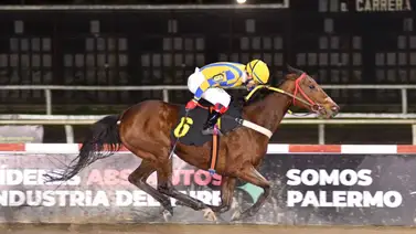 Jinete aprendiz venezolano consigue su primera carrera en Argentina Jinete aprendiz venezolano consigue su primera carrera en Argentina