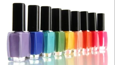 La Unión Europea prohíbe ingredientes cancerígenos en esmaltes de uñas