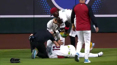 Lourdes Gurriel Jr. perderá el resto de la temporada por lesión de rodilla (+Detalles) Lourdes Gurriel Jr. perderá el resto de la temporada por lesión de rodilla (+Detalles)