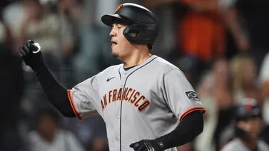 Wilmer Flores cerca de convertirse en el venezolano número 25 en lograr esta hazaña en MLB (+Dato)