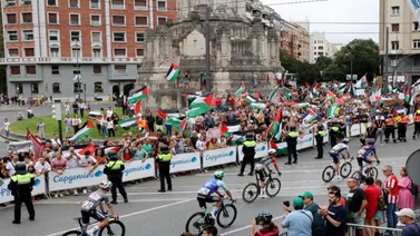 Equipo israelí retira nombre de La Vuelta a España tras protestas en Bilbao
