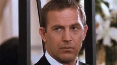 Kevin Costner "El Guardaespaldas" enfrenta demanda por escena de abuso sexual 