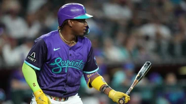 MLB: Geraldo Perdomo cerca de una legendaria marca en Grandes Ligas