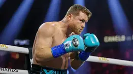 “Canelo” y Crawford  fieras sobre el ring
