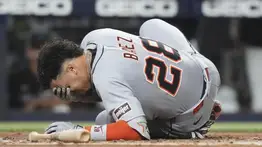 Tigres pierden a Javier Báez por pelotazo en la cara: Será evaluado día a día (+Detalles)