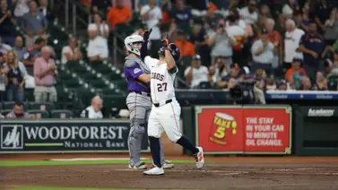 José Altuve abandona el juego en Atlanta y preocupa a los Astros con posible lesión