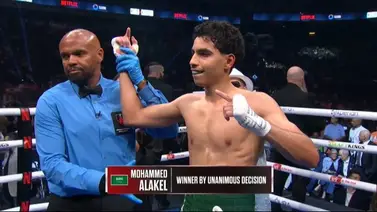 Canelo vs Crawford | Inicia el combate del guatemalteco Lester Martínez (En vivo)