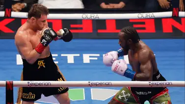 Terence Crawford derrota al Canelo Álvarez por decisión unánime Terence Crawford derrota al Canelo Álvarez por decisión unánime