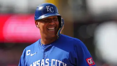 ¡No lo para nadie! Salvador Pérez la vuelve a botar y se acerca a los 30 en el año ¡No lo para nadie! Salvador Pérez la vuelve a botar y se acerca a los 30 en el año