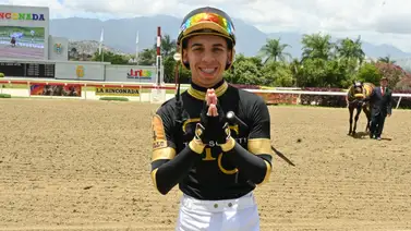 Conoce el estado de salud del jinete Franklin Puello Jr. tras aparatosa rodada en La Rinconada Conoce el estado de salud del jinete Franklin Puello Jr. tras aparatosa rodada en La Rinconada