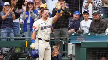 Cal Raleigh sigue haciendo historia entre receptores en MLB (+Dato) Cal Raleigh sigue haciendo historia entre receptores en MLB (+Dato)