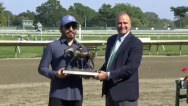 Entrenador zuliano consigue su primer título en este hipódromo en Estados Unidos Entrenador zuliano consigue su primer título en este hipódromo en Estados Unidos