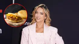 Adamari López se luce al preparar arepas venezolanas junto a su hija 