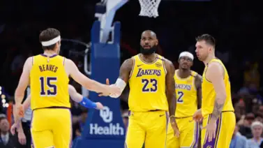 ¿Se le subió el ego? Esta estrella le pondrá condiciones de contrato a los Lakers para seguir a sus servicios ¿Se le subió el ego? Esta estrella le pondrá condiciones de contrato a los Lakers para seguir a sus servicios