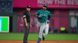 ¡Cómo tenía que ser! Eugenio Suárez despierta con su marca distintiva en la MLB