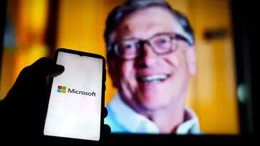 Bill Gates advierte sobre el peligro de las pantallas para los jóvenes Bill Gates advierte sobre el peligro de las pantallas para los jóvenes