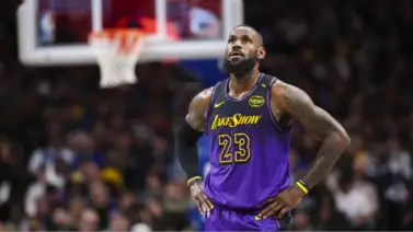 ¡Se va el Rey! LeBron James se pronuncia sobre su retiro del baloncesto ¡Se va el Rey! LeBron James se pronuncia sobre su retiro del baloncesto