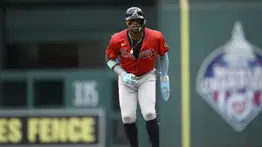 MLB: Ronald Acuña Jr. igualó a Ramon Hernández en esta estadística (+Dato)