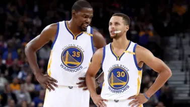 ¿Tienen problemas? Kevin Durant admite no haber querido jugar con Stephen Curry nuevamente