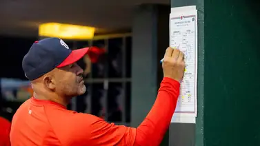 Miguel Cairo llega a los 100 juegos como manager en la MLB Miguel Cairo llega a los 100 juegos como manager en la MLB