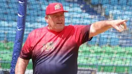 Buddy Bailey acompaña a estos dos ilustres personajes como los mánagers más exitosos en la LVBP