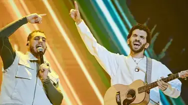 Alleh y Yorghaki se imponen en Premios Juventud 2025 con su “merenguetón” Alleh y Yorghaki se imponen en Premios Juventud 2025 con su “merenguetón”