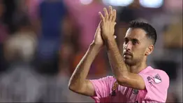 El fútbol se rinde a los pies de Busquets tras anunciar su retiro
