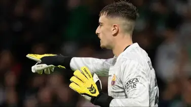 El inesperado segundo portero del FC Barcelona tras la lesión de Joan García El inesperado segundo portero del FC Barcelona tras la lesión de Joan García