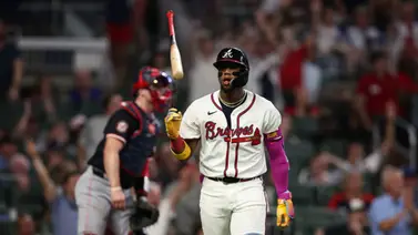 Ronald Acuña Jr. sigue intratable y extiende su racha de juegos embasándose