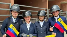 ¡Venezuela hace historia! Jóvenes jinetes se coronan campeones mundiales ecuestres en Francia