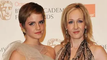 Escritora de "Harry Potter" se va en contra de Emma Watson 