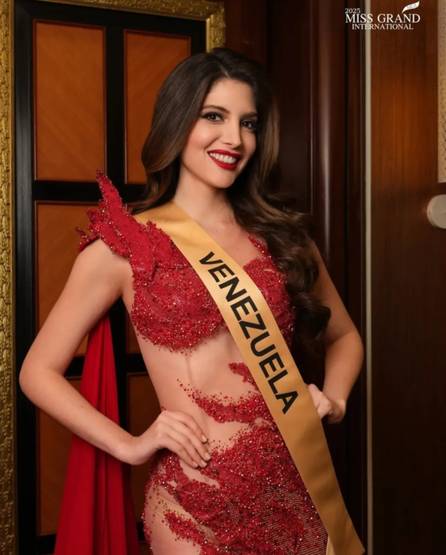 Miss Grand Venezuela lleva regalo especial de la Vinotinto a Tailandia - Miss Grand Venezuela lleva regalo especial de la Vinotinto a Tailandia