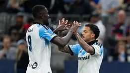 ¡Golazo! Daniel Pereira se estrena como goleador con increíble tanto desde mitad de cancha