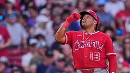 MLB: Moisés Ballesteros despierta con el madero y recibe un fuerte respaldo de su manager