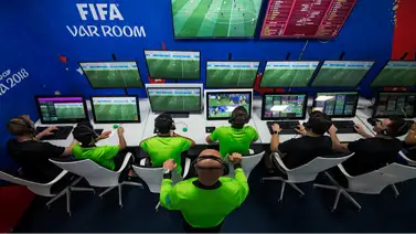 Del terreno de juego a la pantalla: la autopista de datos detrás del VAR y las transmisiones HD Del terreno de juego a la pantalla: la autopista de datos detrás del VAR y las transmisiones HD
