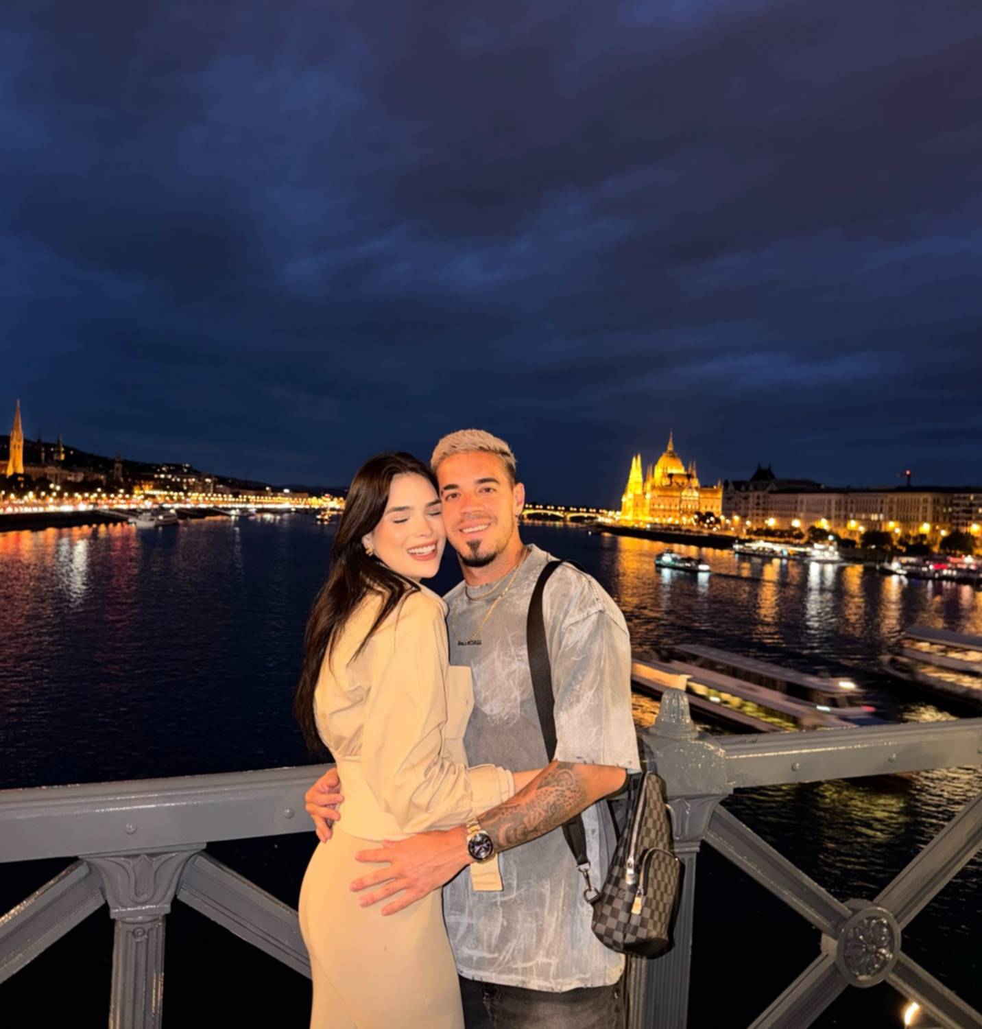 Mística Núñez confirma su amor con jugador de La Vinotinto ¡Enamorados! Mística Núñez confirma su amor con jugador de La Vinotinto ¡Enamorados!