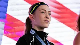 Atleta que sufrió una emergencia gastrointestinal en plena competencia y ganó renuncia a la victoria
