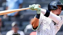 MLB: Rojos activaron de una vez a Oswaldo Cabrera