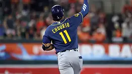 MLB: Jackson Chourio firma otra temporada 20/20