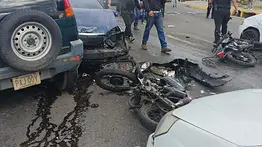 Accidente múltiple con una gandola en La Yagura deja varios heridos