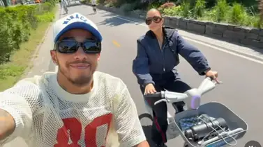 Kim Kardashian y Lewis Hamilton se dan apasionado beso en París Kim Kardashian y Lewis Hamilton se dan apasionado beso en París