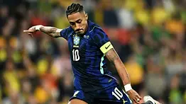 ¡Alerta en Barcelona! Raphinha abandona el partido de Brasil por lesión