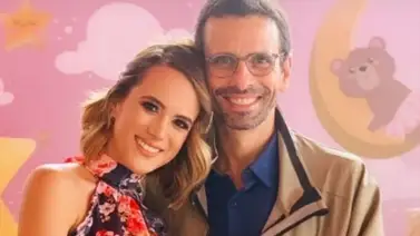 Henrique Capriles Randoski comparte la tierna carita de su hijo por primera vez ¿Se parecen? Henrique Capriles Randoski comparte la tierna carita de su hijo por primera vez ¿Se parecen?