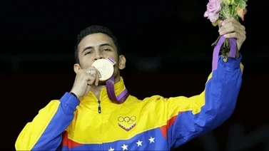 Vea con que figura de la NBA posó Rubén Limardo en el Foro Internacional de Atletas (+Foto)