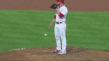 MLB: ¡insólito! Craig Kimbrel realiza esta increíble jugada en los Playoffs (+Video)